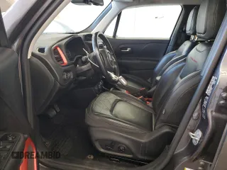 2019 Jeep Renegade Trailhawk z VIN ZACNJBC15KPJ98541, wystawiony jako Copart lot #46885945 z przebiegiem 78 416 mil mil oraz Szkoda całkowita • Salvage title. Historia ofert i sprzedaży dostępna na DreamBid. Obrazek 7.