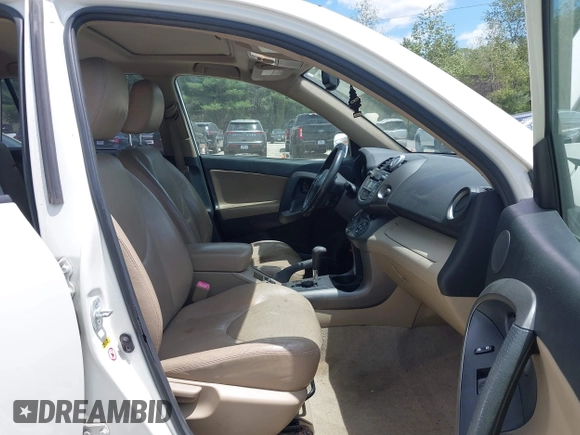 2010 Toyota RAV4 Limited с VIN JTMDF4DV4A5030460, выставлен на аукционе IAAI как лот 42541967 с пробегом 86 748 миль миль и . История ставок и продаж доступна на DreamBid. Изображение 5.