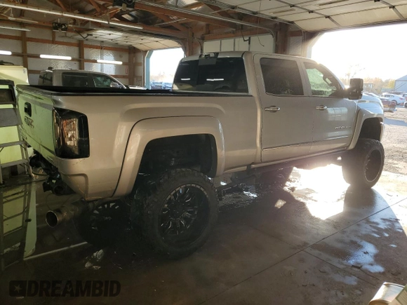 2019 GMC Sierra 2500HD Denali with VIN 1GT12SEY5KF279292, listed as a Copart auction lot 77593244 with 84,031 mi miles and Salvage Title. Bid and sale history available at carsss.com. Image 3.