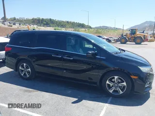 2018 Honda Odyssey Touring with VIN 5FNRL6H8XJB026247, listed as a IAAI auction lot 42298961 with 66,571 mi miles and . Bid and sale history available at DreamBid. Image 13.