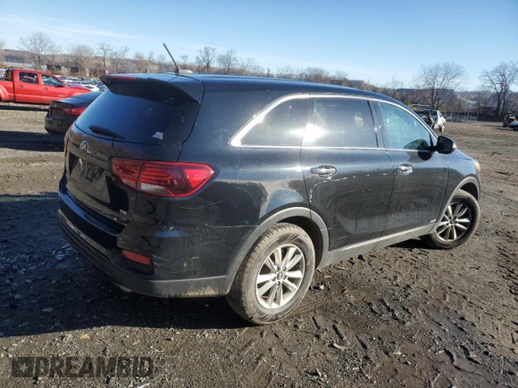 2019 Kia Sorento LX with VIN 5XYPGDA31KG560228, listed as a Copart auction lot 82094264 with 121,907 mi miles and Salvage Title. Bid and sale history available at DreamBid. Image 3.