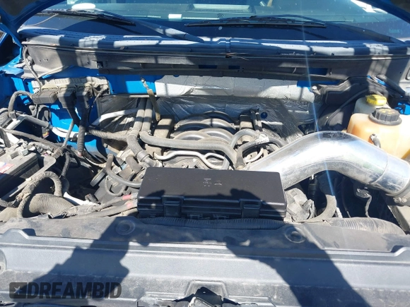 2014 Ford F-150 XL with VIN 1FTFX1EF2EFC25761, listed as a IAAI auction lot 41610999 with 265,989 mi miles. Bid and sale history available at carsss.com. Image 10.
