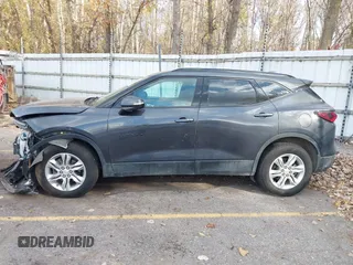 2021 Chevrolet Blazer LT с VIN 3GNKBHR4XMS513009, выставлен на аукционе IAAI как лот 40652751 с пробегом 34 068 миль миль и . История ставок и продаж доступна на DreamBid. Изображение 13.