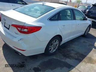2015 Hyundai Sonata SE z VIN 5NPE24AF2FH005030, wystawiony jako IAAI lot #42375598 z przebiegiem 205 991 mil mil oraz . Historia ofert i sprzedaży dostępna na DreamBid. Obrazek 13.