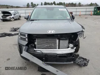 2024 Hyundai Santa Fe SE with VIN 5NMP1DGL4RH012202, listed as a Copart auction lot 81751874 with 5,940 mi miles and Salvage title. Bid and sale history available at DreamBid. Image 5.
