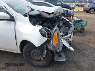 2019 Nissan Versa SV z VIN 3N1CN7AP1KL809079, wystawiony jako IAAI lot #42405903 z przebiegiem 76 115 mil mil oraz . Historia ofert i sprzedaży dostępna na DreamBid. Obrazek 12.