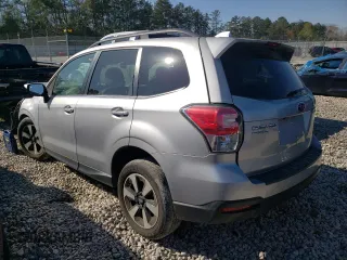 2018 Subaru Forester Limited with VIN JF2SJAJC6JH592559, listed as a Copart auction lot 41582243 with 44,025 mi miles. Bid and sale history available at carsss.com. Image 2.