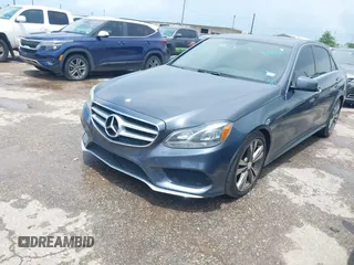 2014 Mercedes-Benz E 350 Sport with VIN WDDHF5KB1EA791644, listed as a IAAI auction lot 42727111 with 182,169 mi miles and . Bid and sale history available at DreamBid. Image 17.