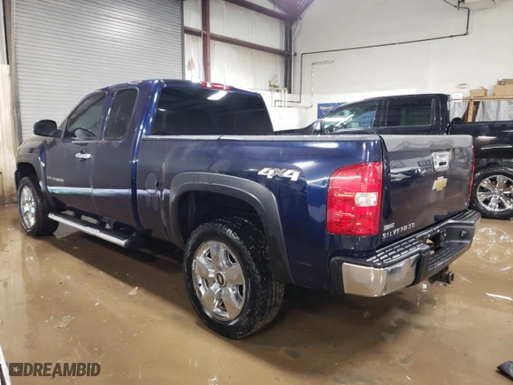 2009 Chevrolet Silverado 1500 LT with VIN 2GCEK290291114954, listed as a Copart auction lot 47009465 with 180,186 mi miles and Salvage Title. Bid and sale history available at carsss.com. Image 2.
