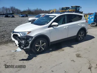 2018 Toyota RAV4 XLE with VIN 2T3RFREV8JW750032, listed as a Copart auction lot 53676475 with Not Provided miles and Salvage Title. Bid and sale history available at carsss.com. Image 1.