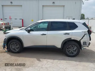 2025 Nissan Rogue S with VIN 5N1BT3AB4SC834268, listed as a IAAI auction lot 42273657 with 1,499 mi miles and . Bid and sale history available at DreamBid. Image 14.