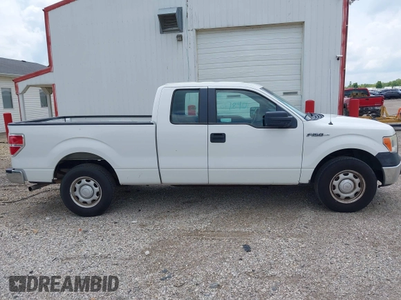 2013 Ford F-150 XL with VIN 1FTFX1CF1DFA19445, listed as a IAAI auction lot 42477840 with 292,047 mi miles and . Bid and sale history available at DreamBid. Image 13.
