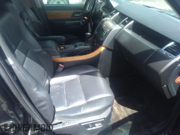 2006 Land Rover Range Rover Sport HSE with VIN SALSF25436A978101, listed as a IAAI auction lot 37261680 with 224,780 mi miles and . Bid and sale history available at DreamBid. Image 5.