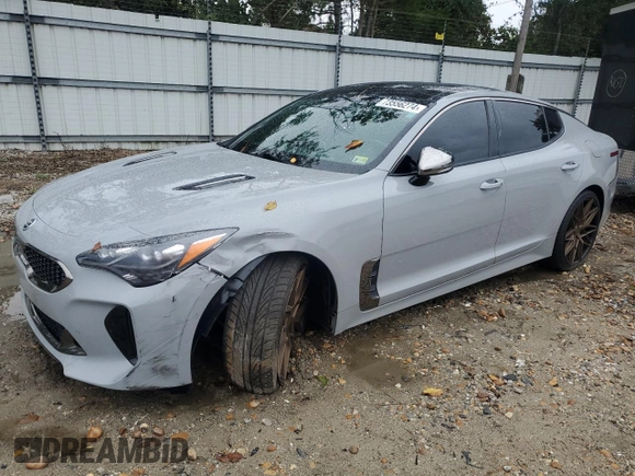 2021 Kia Stinger GT2 with VIN KNAE55LC2M6087846, listed as a Copart auction lot 73556274 with 59,168 mi miles and Salvage Title. Bid and sale history available at carsss.com. Image 1.