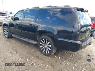 2012 Chevrolet Suburban LT with VIN 1GNSCJE01CR230409, listed as a IAAI auction lot 41300524 with 278,451 mi miles. Bid and sale history available at carsss.com. Image 3.