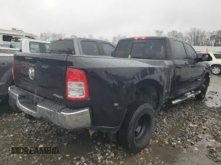 2019 Ram 3500 Tradesman with VIN 3C63RRGL9KG629043, listed as a Copart auction lot 45324165 with 0 mi miles and Salvage Title. Bid and sale history available at carsss.com. Image 3.