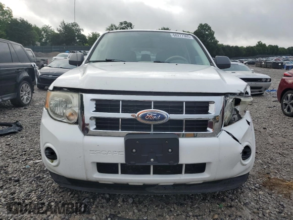 2011 Ford Escape XLS z VIN 1FMCU0C79BKB47155, wystawiony jako Copart lot #60277365 z przebiegiem 124 799 mil mil oraz Czysty tytuł • Clean title. Historia ofert i sprzedaży dostępna na DreamBid. Obrazek 5.