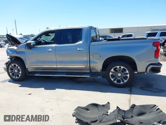 2024 Chevrolet Silverado 1500 with VIN 2GCUDJED1R1196328, listed as a IAAI auction lot 41723487 with 41,073 mi miles and . Bid and sale history available at DreamBid. Image 15.