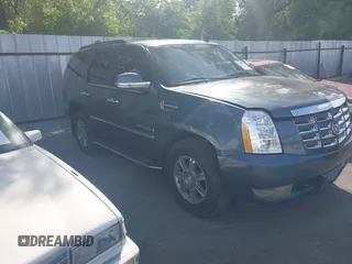 2008 Cadillac Escalade z VIN 1GYFK63878R233500, wystawiony jako IAAI lot #42362921 z przebiegiem 180 487 mil mil oraz . Historia ofert i sprzedaży dostępna na DreamBid. Obrazek 1.