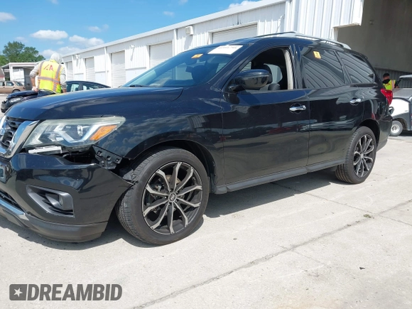 2018 Nissan Pathfinder SV with VIN 5N1DR2MN2JC625407, listed as a IAAI auction lot 41991795 with 58,253 mi miles. Bid and sale history available at carsss.com. Image 2.