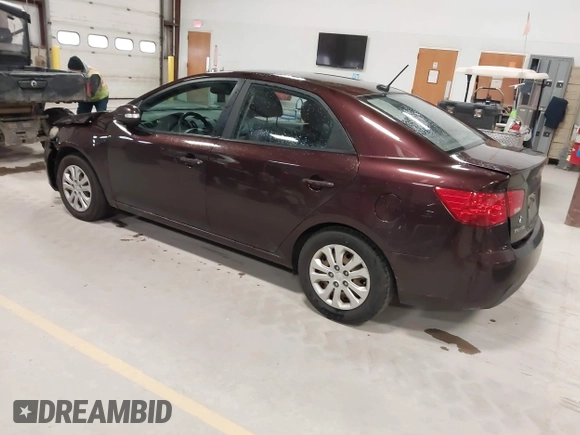 2010 Kia Forte EX z VIN KNAFU4A28A5811732, wystawiony jako IAAI lot #42038492 z przebiegiem 176 178 mil mil oraz . Historia ofert i sprzedaży dostępna na DreamBid. Obrazek 3.