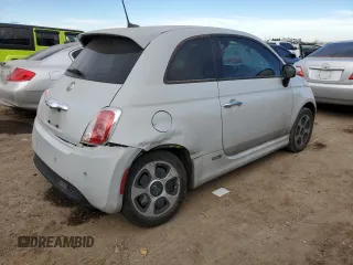 2016 FIAT 500e with VIN 3C3CFFGEXGT229500, listed as a Copart auction lot 86539904 with 52,624 mi miles and Salvage Title. Bid and sale history available at carsss.com. Image 3.