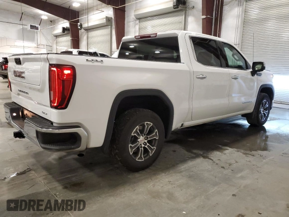 2025 GMC Sierra 1500 SLT z VIN 1GTUUDED0SZ240561, wystawiony jako Copart lot #60465185 z przebiegiem 6 904 mil mil oraz Czysty tytuł • Clean title. Historia ofert i sprzedaży dostępna na DreamBid. Obrazek 3.