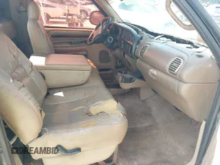 1998 Dodge 1500 z VIN 1B7HF16ZXWS574406, wystawiony jako IAAI lot #42409277 z przebiegiem 168 959 mil mil oraz . Historia ofert i sprzedaży dostępna na DreamBid. Obrazek 5.