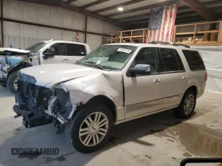 2010 Lincoln Navigator z VIN 5LMJJ2J54AEJ03443, wystawiony jako Copart lot #52495715 z przebiegiem 148 906 mil mil oraz Szkoda całkowita • Salvage title. Historia ofert i sprzedaży dostępna na DreamBid. Obrazek 1.