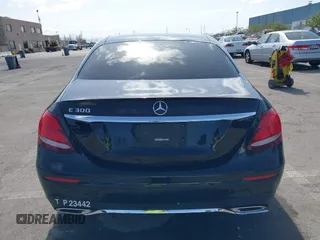 2019 Mercedes-Benz E 300 z VIN WDDZF4JB9KA509360, wystawiony jako IAAI lot #41846674 z przebiegiem 202 663 mil mil oraz . Historia ofert i sprzedaży dostępna na DreamBid. Obrazek 16.