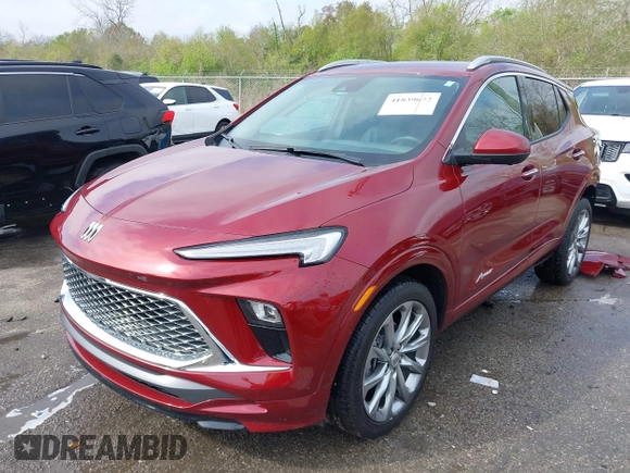 2024 Buick Encore GX Avenir z VIN KL4AMFSL5RB054571, wystawiony jako IAAI lot #41839672 z przebiegiem 7 826 mil mil oraz . Historia ofert i sprzedaży dostępna na DreamBid. Obrazek 17.