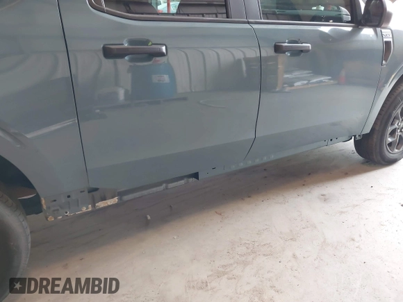 2022 Ford Maverick XL z VIN 3FTTW8F98NRA51950, wystawiony jako IAAI lot #41711759 z przebiegiem 49 476 mil mil oraz . Historia ofert i sprzedaży dostępna na DreamBid. Obrazek 18.