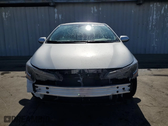 2024 Toyota Corolla LE with VIN 5YFB4MDE1RP120838, listed as a Copart auction lot 61977045 with 28,394 mi miles and Clean title. Bid and sale history available at DreamBid. Image 5.
