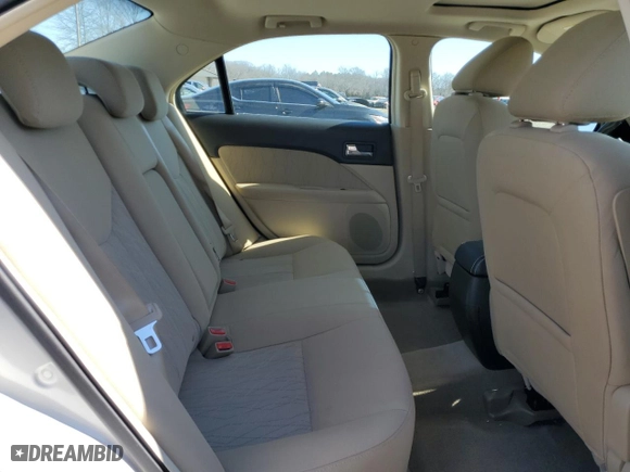 2010 Mercury Milan with VIN 3MEHM0HA4AR665746, listed as a Copart auction lot 47344825 with 10,404 mi miles and Salvage Title. Bid and sale history available at carsss.com. Image 10.