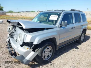 2013 Jeep Patriot Sport с VIN 1C4NJPBA7DD130017, выставлен на аукционе IAAI как лот 39474810 с пробегом 143 436 миль миль и . История ставок и продаж доступна на DreamBid. Изображение 2.