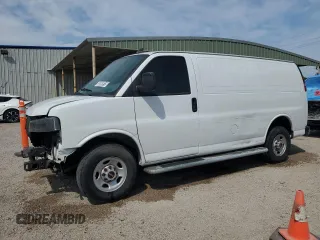 2020 GMC Savana Cargo Van with VIN 1GTW7AFG8L1210215, listed as a Copart auction lot 53084915 with 34,435 mi miles and Clean Title. Bid and sale history available at carsss.com. Image 1.