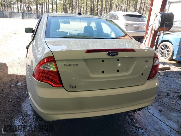 2010 Ford Fusion SE with VIN 3FAHP0HAXAR111738, listed as a IAAI auction lot 41785029 with 210,576 mi miles. Bid and sale history available at carsss.com. Image 16.