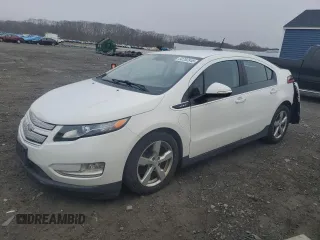 2015 Chevrolet Volt with VIN 1G1RA6E4XFU117856, listed as a Copart auction lot 50782845 with 105,899 mi miles and Clean Title. Bid and sale history available at carsss.com. Image 1.