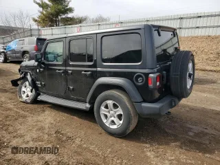 2020 Jeep Wrangler Unlimited Sport Altitude with VIN 1C4HJXDG5LW170856, listed as a Copart auction lot 49050535 with 30,010 mi miles and Salvage Title. Bid and sale history available at carsss.com. Image 2.