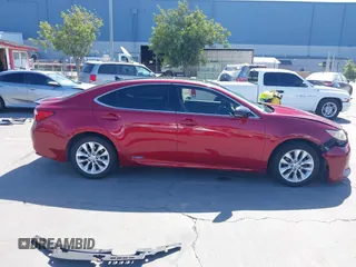 2013 Lexus ES 300h z VIN JTHBW1GGXD2010589, wystawiony jako IAAI lot #42149715 z przebiegiem 174 252 mil mil oraz . Historia ofert i sprzedaży dostępna na DreamBid. Obrazek 14.