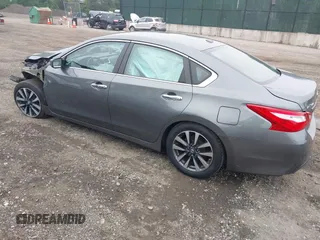 2017 Nissan Altima SV with VIN 1N4AL3AP1HC187113, listed as a IAAI auction lot 42522413 with 129,782 mi miles and . Bid and sale history available at DreamBid. Image 3.