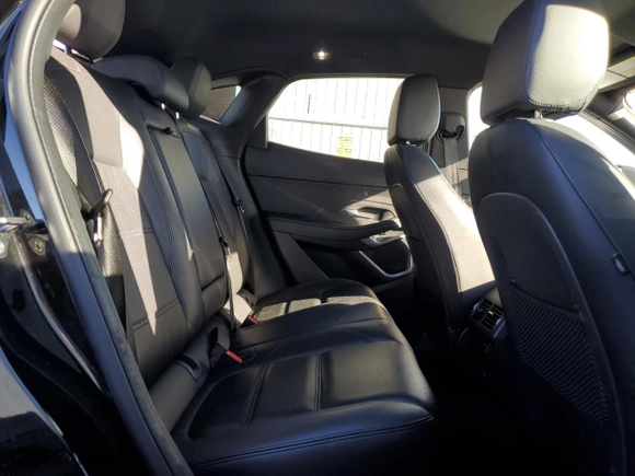 2022 Jaguar E-PACE SE with VIN SADFP2FXXN1029565, listed as a Copart auction lot 87113354 with 37,828 mi miles and Clean Title. Bid and sale history available at carsss.com. Image 11.