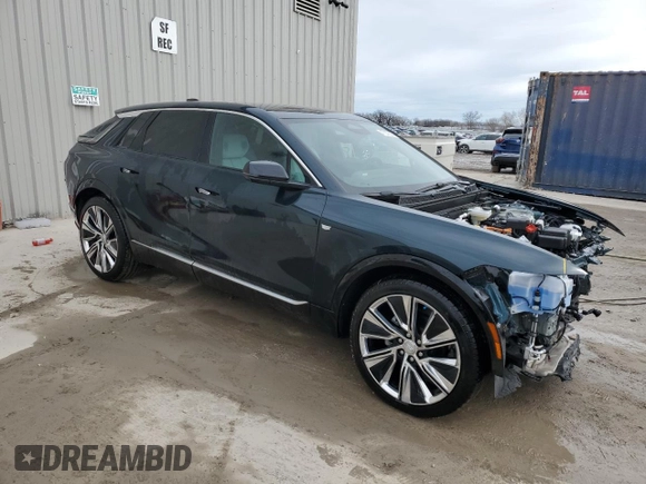 2024 Cadillac LYRIQ Luxury z VIN 1GYKPSRL5RZ113071, wystawiony jako Copart lot #47227525 z przebiegiem 5 386 mil mil oraz Szkoda całkowita • Salvage title. Historia ofert i sprzedaży dostępna na DreamBid. Obrazek 4.