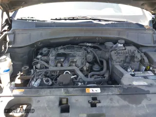 2017 Hyundai Santa Fe Limited Ultimate with VIN KM8SRDHF4HU196538, listed as a IAAI auction lot 41957724 with 115,305 mi miles. Bid and sale history available at carsss.com. Image 10.