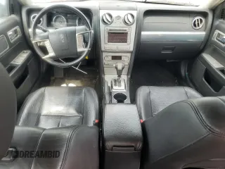 2008 Lincoln MKZ z VIN 3LNHM28TX8R622064, wystawiony jako Copart lot #59549055 z przebiegiem 83 092 mil mil oraz Szkoda całkowita • Salvage title. Historia ofert i sprzedaży dostępna na DreamBid. Obrazek 8.