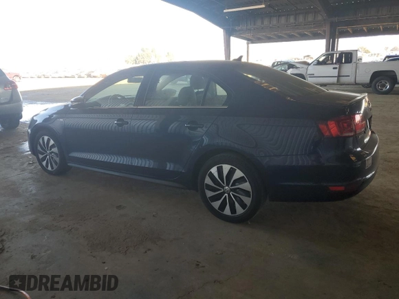 2013 Volkswagen Jetta Hybrid SE z VIN 3VW637AJ3DM303596, wystawiony jako Copart lot #82874934 z przebiegiem 56 601 mil mil oraz Szkoda całkowita • Salvage title. Historia ofert i sprzedaży dostępna na DreamBid. Obrazek 2.