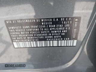 2014 Volkswagen Jetta SE z VIN 3VWD17AJXEM378102, wystawiony jako IAAI lot #42168899 z przebiegiem 117 021 mil mil oraz . Historia ofert i sprzedaży dostępna na DreamBid. Obrazek 9.