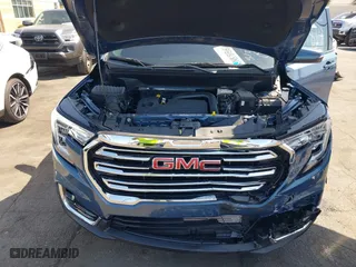 2024 GMC Terrain SLT with VIN 3GKALVEG2RL221585, listed as a IAAI auction lot 41851814 with 3,805 mi miles. Bid and sale history available at carsss.com. Image 20.
