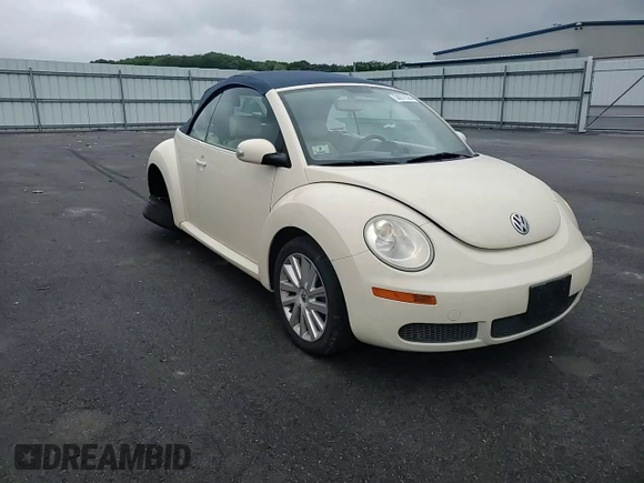 2008 Volkswagen Beetle SE z VIN 3VWRG31YX8M414255, wystawiony jako Copart lot #58972535 z przebiegiem 105 036 mil mil oraz Czysty tytuł • Clean title. Historia ofert i sprzedaży dostępna na DreamBid. Obrazek 13.