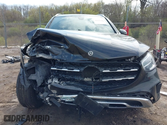 2020 Mercedes-Benz GLC 300 z VIN W1N0G8EBXLF853441, wystawiony jako IAAI lot #42117731 z przebiegiem 75 182 mil mil oraz . Historia ofert i sprzedaży dostępna na DreamBid. Obrazek 13.
